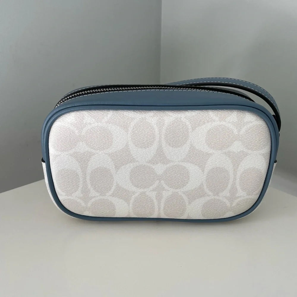 Coach wristlet blue